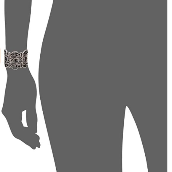 Unstoppable Bohemian Lace Bracelet - Picture 4 of 7